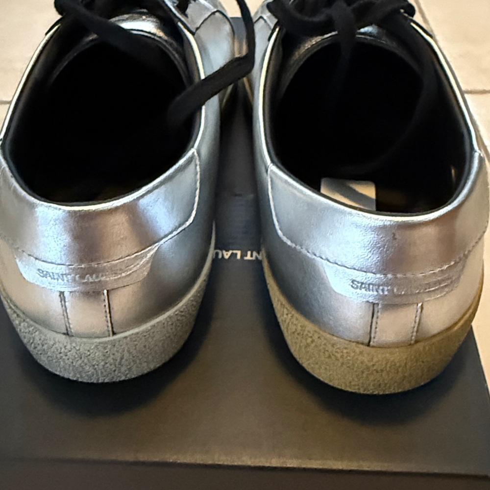 New Saint Laurent Metallic Leather Silver Sneakers - Picture 6 of 9